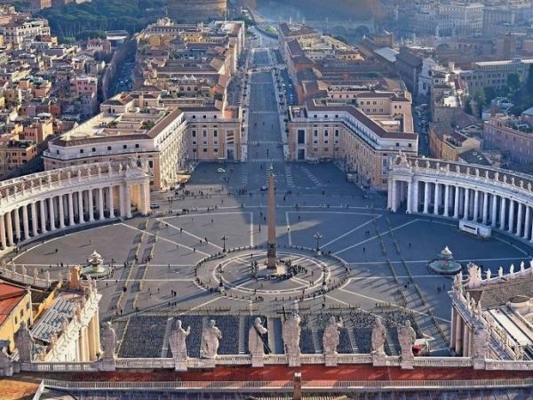 Actualmente se desarrolla el proceso para elegir al nuevo representante mundial de la Iglesia Católica.