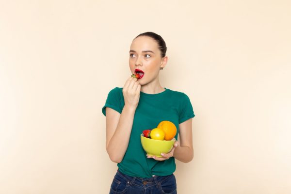 Ni engorda ni hay que evitarla por la noche: verdades y falsos mitos sobre la fruta