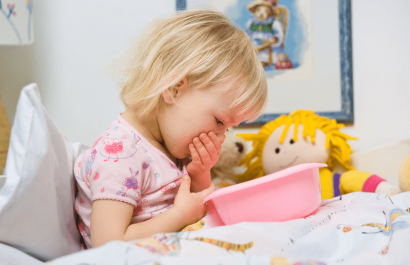 Guía para padres: identificar signos de alarma en niños con vómitos
