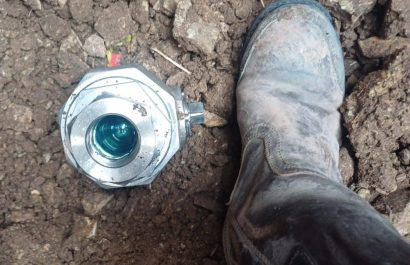 Operativo hidrocarburífero en Manabí: identifican conexión ilegal en el poliducto Libertad-Manta con evidencias incautadas.