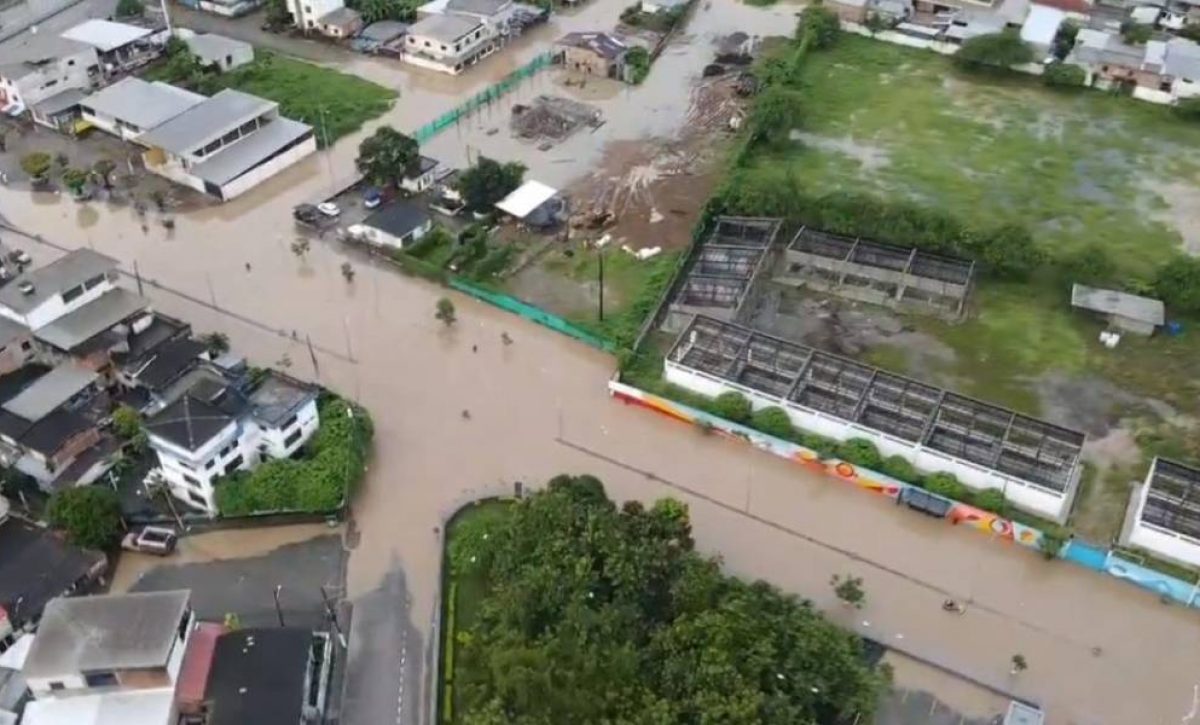 inundaciones-y-deforestacion-agravan-crisis-en-manabi-este-ano