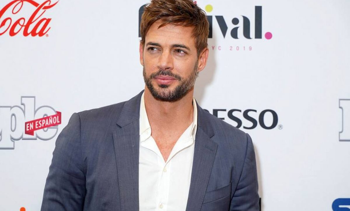 William Levy muestra su mejor cara tras su arresto: primer 'post' sonriente y acompañado