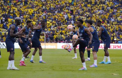 Ecuador se medirá a Estados Unidos, México, Canadá en amistosos antes del Mundial.