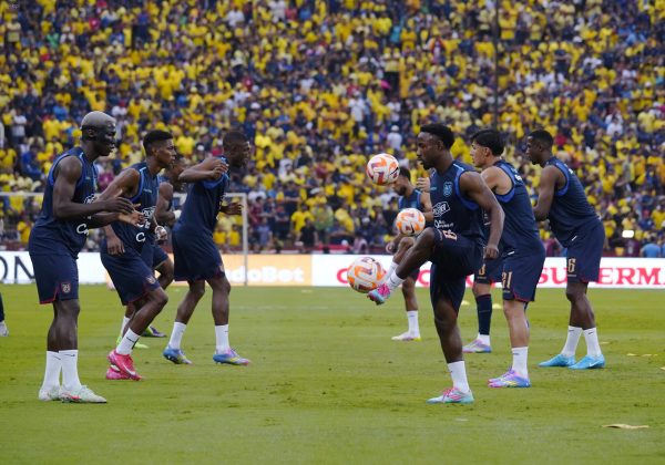 Ecuador se medirá a Estados Unidos, México, Canadá en amistosos antes del Mundial.