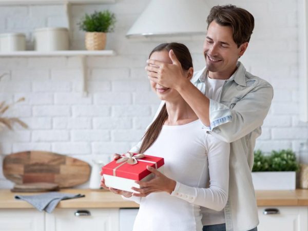 ¡Mañana es el Día de la Novia! Ideas para sorprender a tu chica
