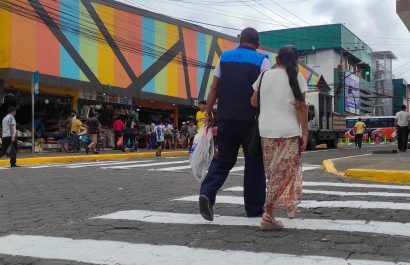 ¿Comerciantes, dueños de sus locales? Nuevo plan municipal genera debate en el sector comercial de Santo Domingo