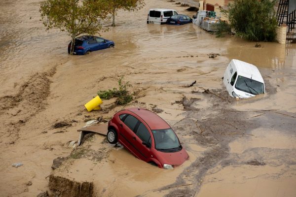 ¿Desastre en España Lluvias extremas inundan Aragón y Cataluña