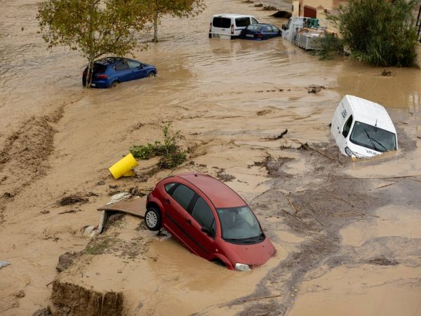 ¿Desastre en España Lluvias extremas inundan Aragón y Cataluña