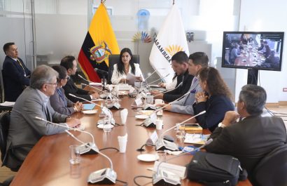 ¿Podrán remover alcaldes y prefectos con más facilidad? Esto dice la reforma al Cootad