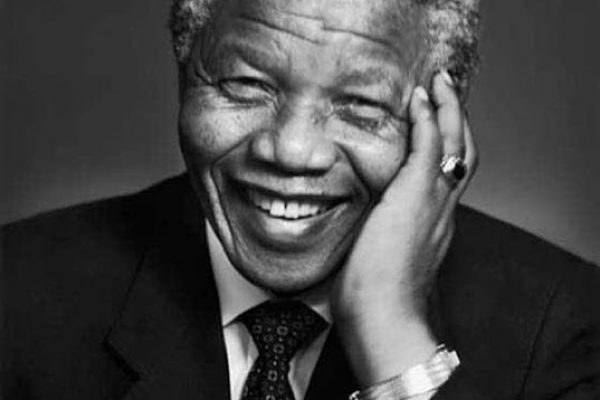 ¿Quién fue Nelson Mandela? Descubre su legado en su día conmemorativo