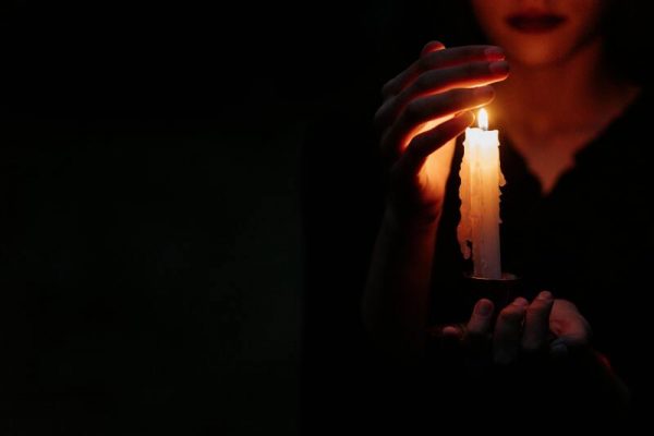 ¿Se vienen más apagones en Ecuador? Esto dicen los expertos.
