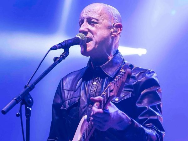 Ilegales suspende indefinidamente sus conciertos tras diagnóstico de cáncer de Jorge Martínez
