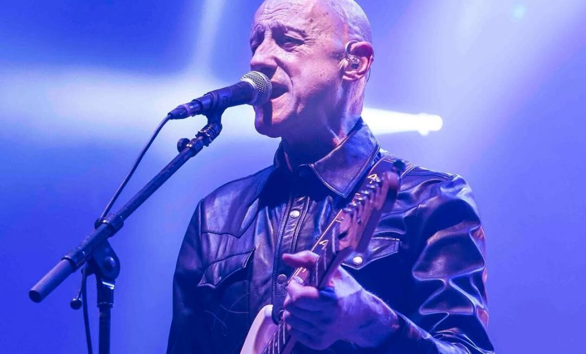 Ilegales suspende indefinidamente sus conciertos tras diagnóstico de cáncer de Jorge Martínez